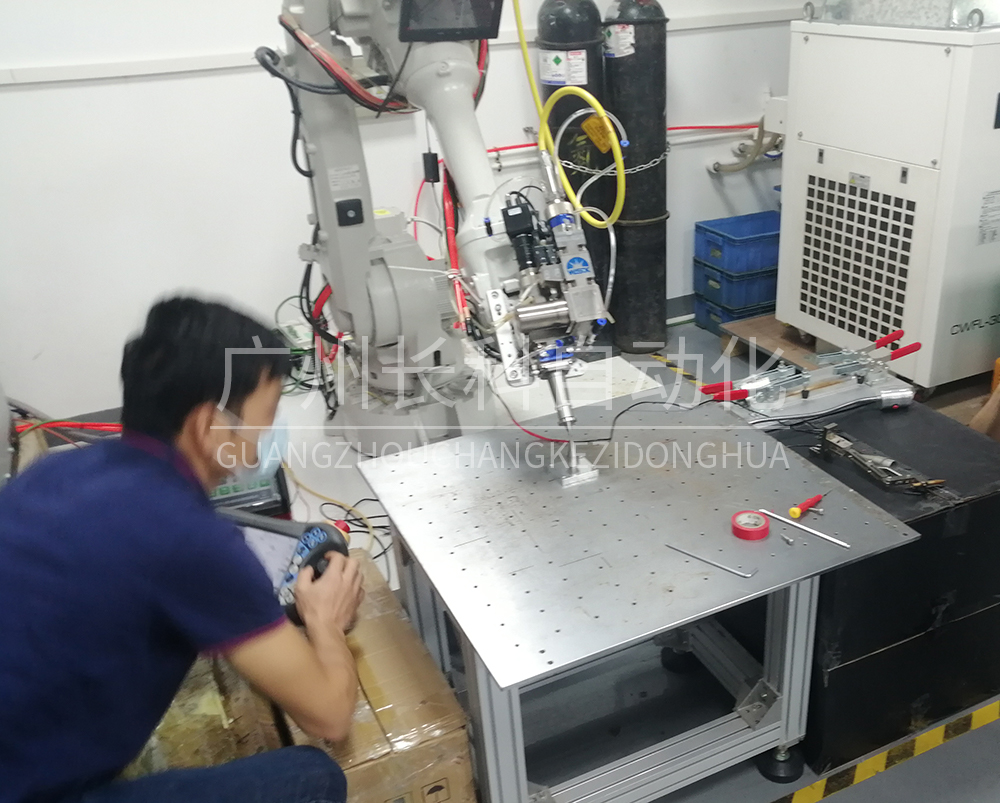 ABB焊接機(jī)器人操作培訓(xùn) ABB焊接機(jī)器人操作培訓(xùn)